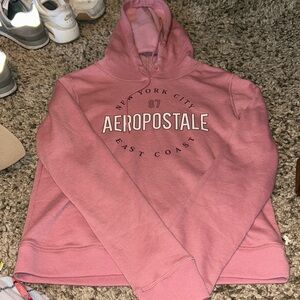 Aeropostale cropped hoodie
worn once